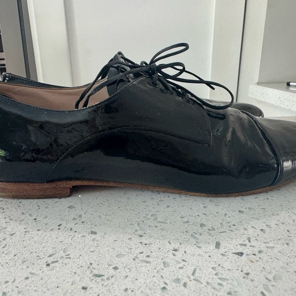 beautiful and comfortable slippers  size 7 color black - Picture 7 of 7